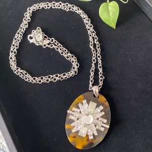 ✨ lia sophia necklace ✨